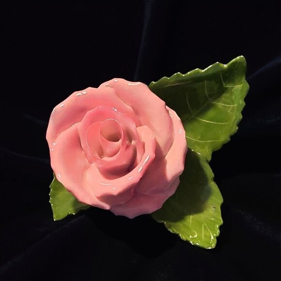 HEREND Hungary Handpainted Porcelain Bright Pink Rose On Leaf Figurine - Picture 1 of 4